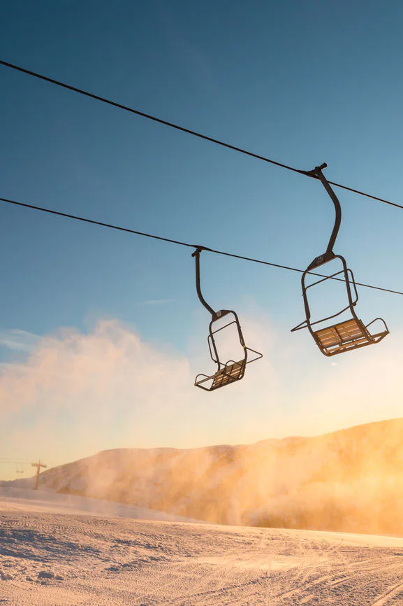 Why You Should Travel Someplace Cold For Spring Break This Year & Ditch ...