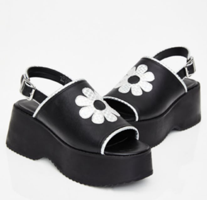 Funky Beat Platform Sandals