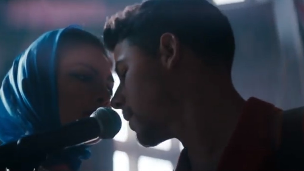 The Jonas Brothers Sucker Video Stars Priyanka Chopra Sophie Turner Danielle Jonas