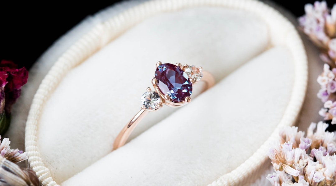 Engagement diamond non traditional ring wedding rings diamonds unique gorgeous buzzfeed Non Traditional Wedding Ring - Wedding Rings Sets Ideas