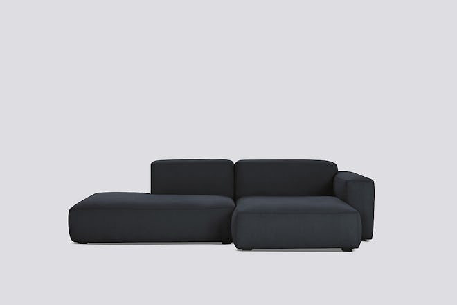 Mags Soft Low Sectional With Chaise 
