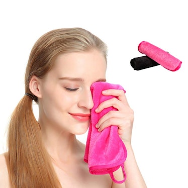 AutoTrends Makeup Remover Towel