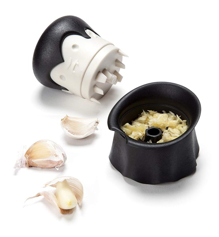 OTOTO Garlic Twist Crusher