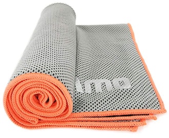 These cooling gym towels feel refreshingly cool and are ultra-absorbent.