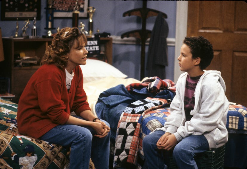 Cory and Amy Matthews having a conversation in "Boy Meets World"