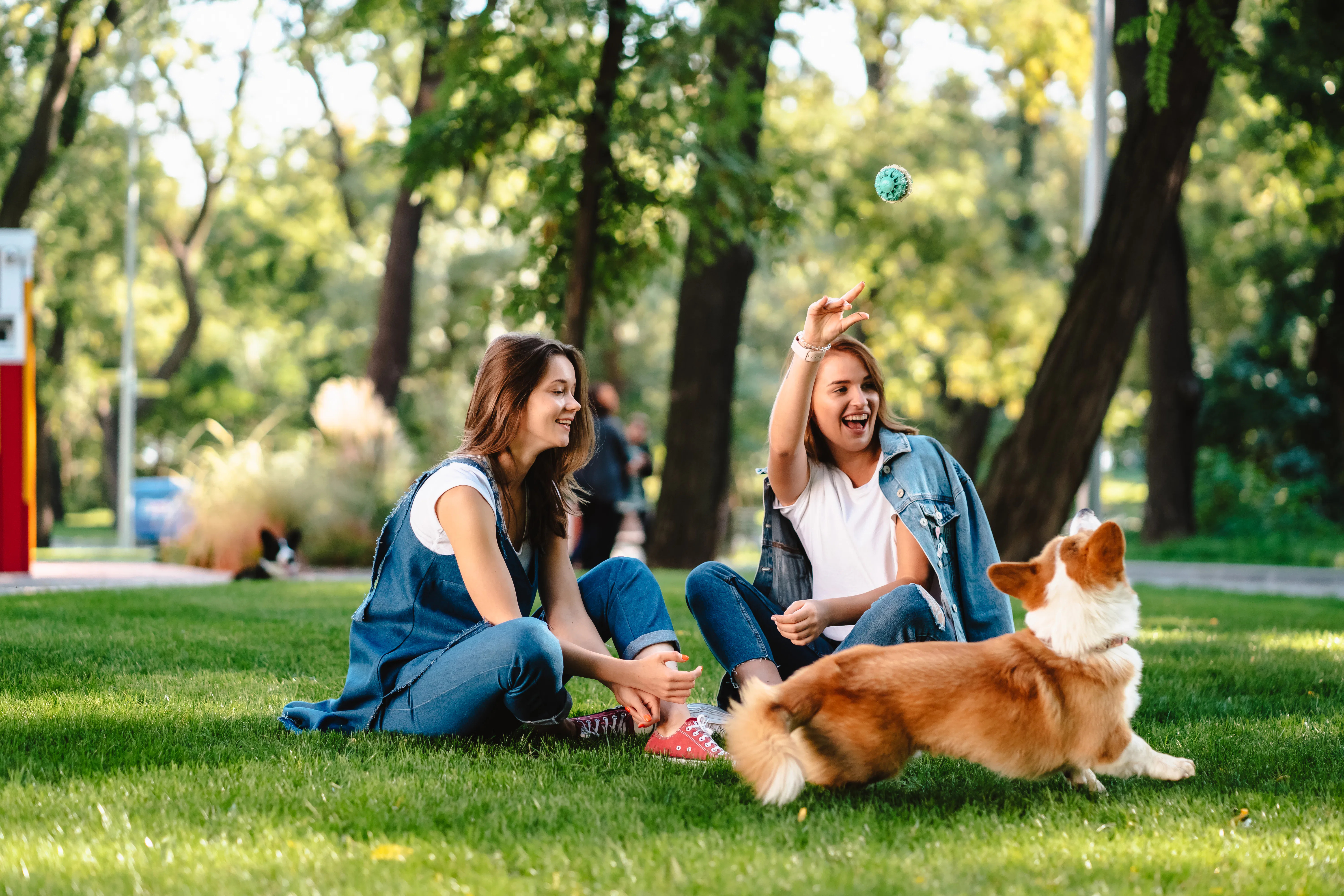 8 Unique Things To Do On The Weekend With Your Friends When You're ...