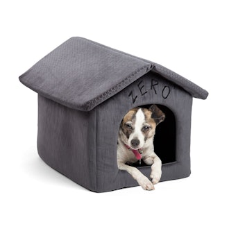 Zero’s Dog House Pet Bed