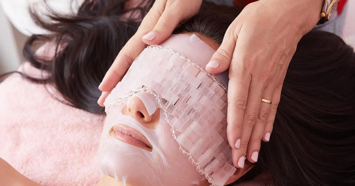 Less Weight Mask This Weighted Face Mask Looks — And Feels — Like Heaven
