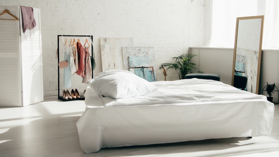 The Five Best Bed Positions For Sleeping According To Feng Shui The Five Best Bed Positions For Sleeping According To Feng Shui
