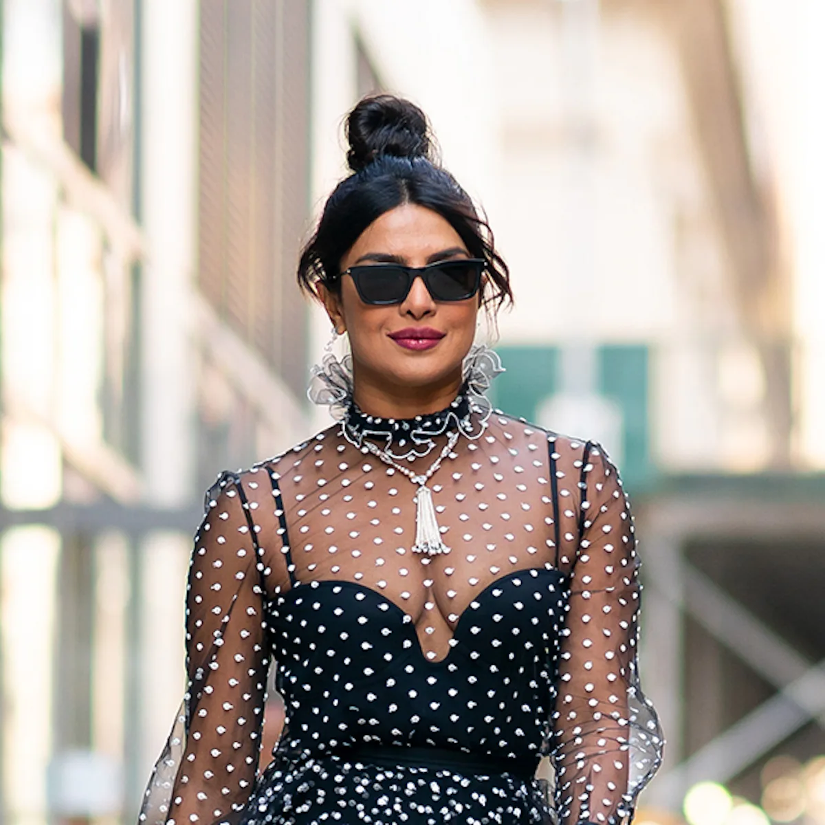 priyanka chopra mini dress Priyanka Chopra's Diane Von Furstenberg Dress