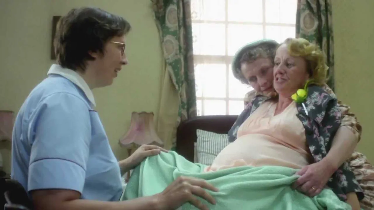 Labor Scenes 11 TV Birthing Scenes Ranked In Terms Of Accuracy From A Mom Who Has ...