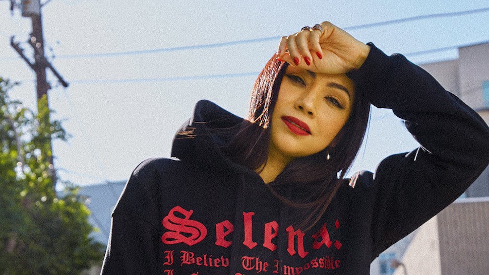 What S In Forever 21 S Selena Quintanilla The White Rose Fashion