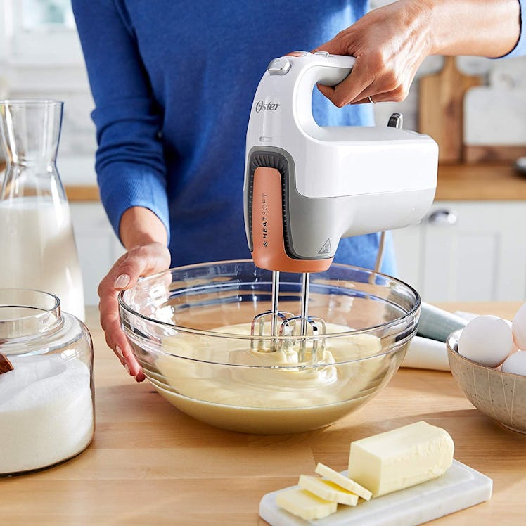 Oster Heatsoft Hand Mixer