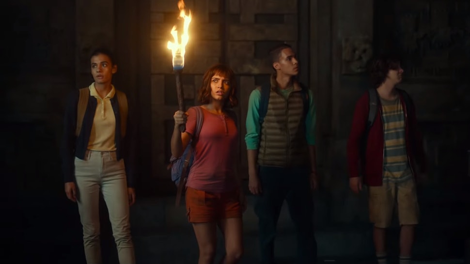 adegan film dora and the lost city of gold
