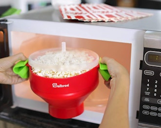 The Original Salbree Microwave Popcorn Popper