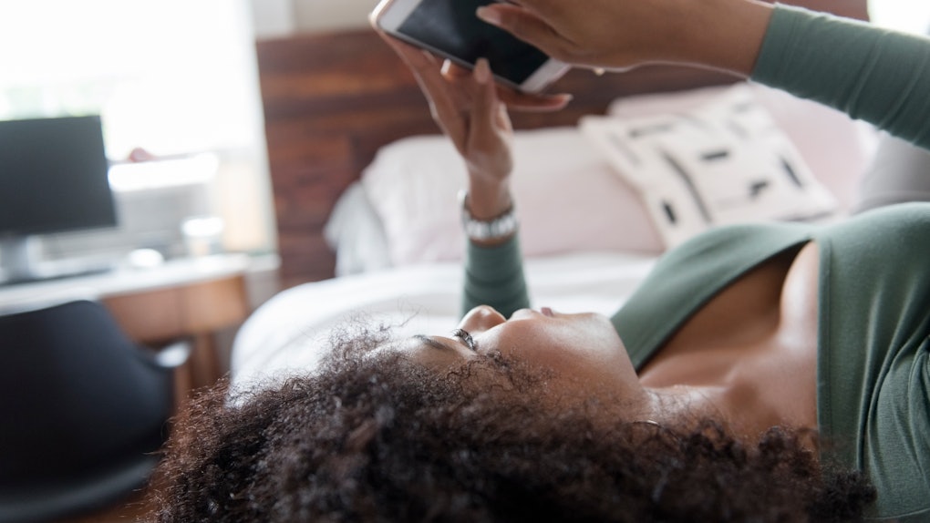 If Your Boyfriend Or Girlfriend Takes Hours To Text Back Here S