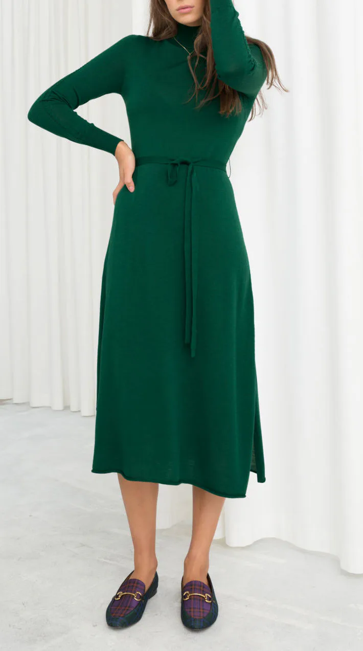 Olivia Wilde's Green Dress At The 'A Vigilante' Premiere Can Easily Be Adapted From Runway To Everyday Olivia Wilde's Green Dress At The 'A Vigilante' Premiere Can Easily Be Adapted From Runway To Everyday