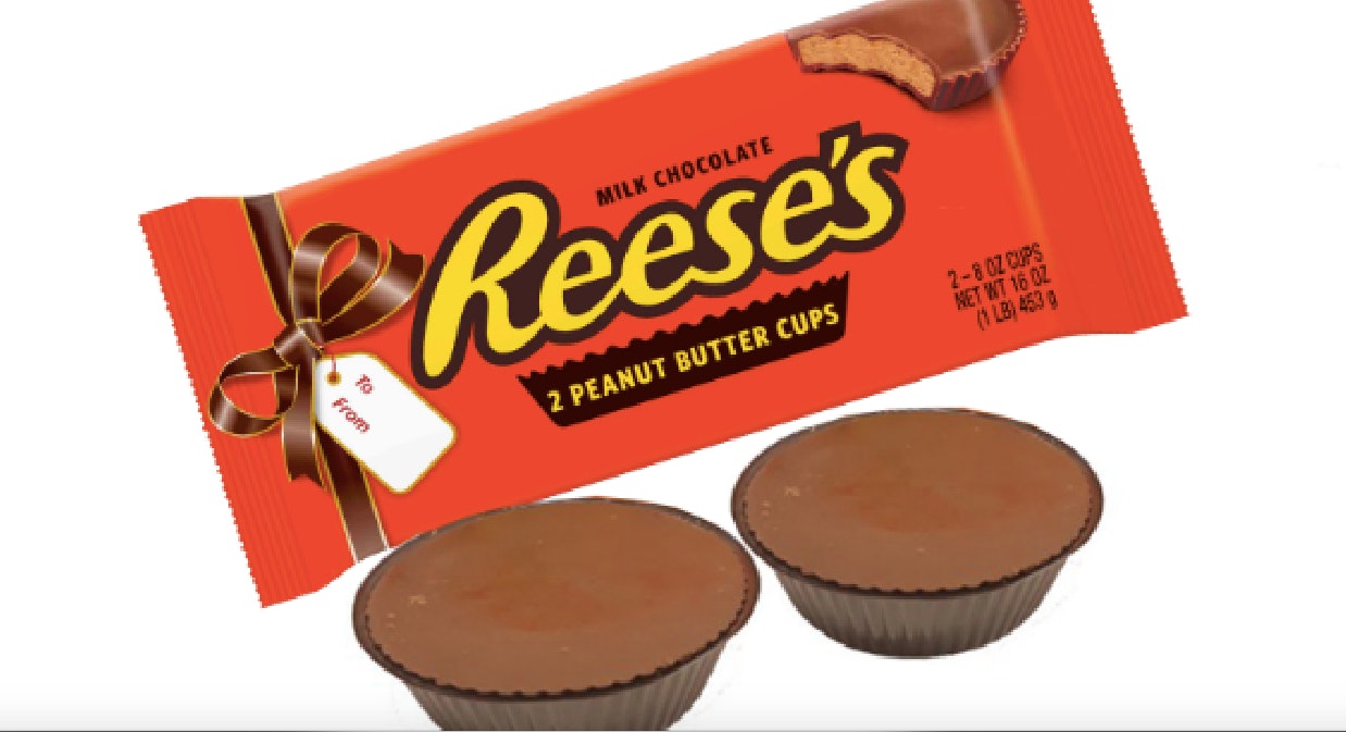 IT'SUGAR Has A Giant Reese's Peanut Butter Cup Pack That Weighs In At A  Full Pound