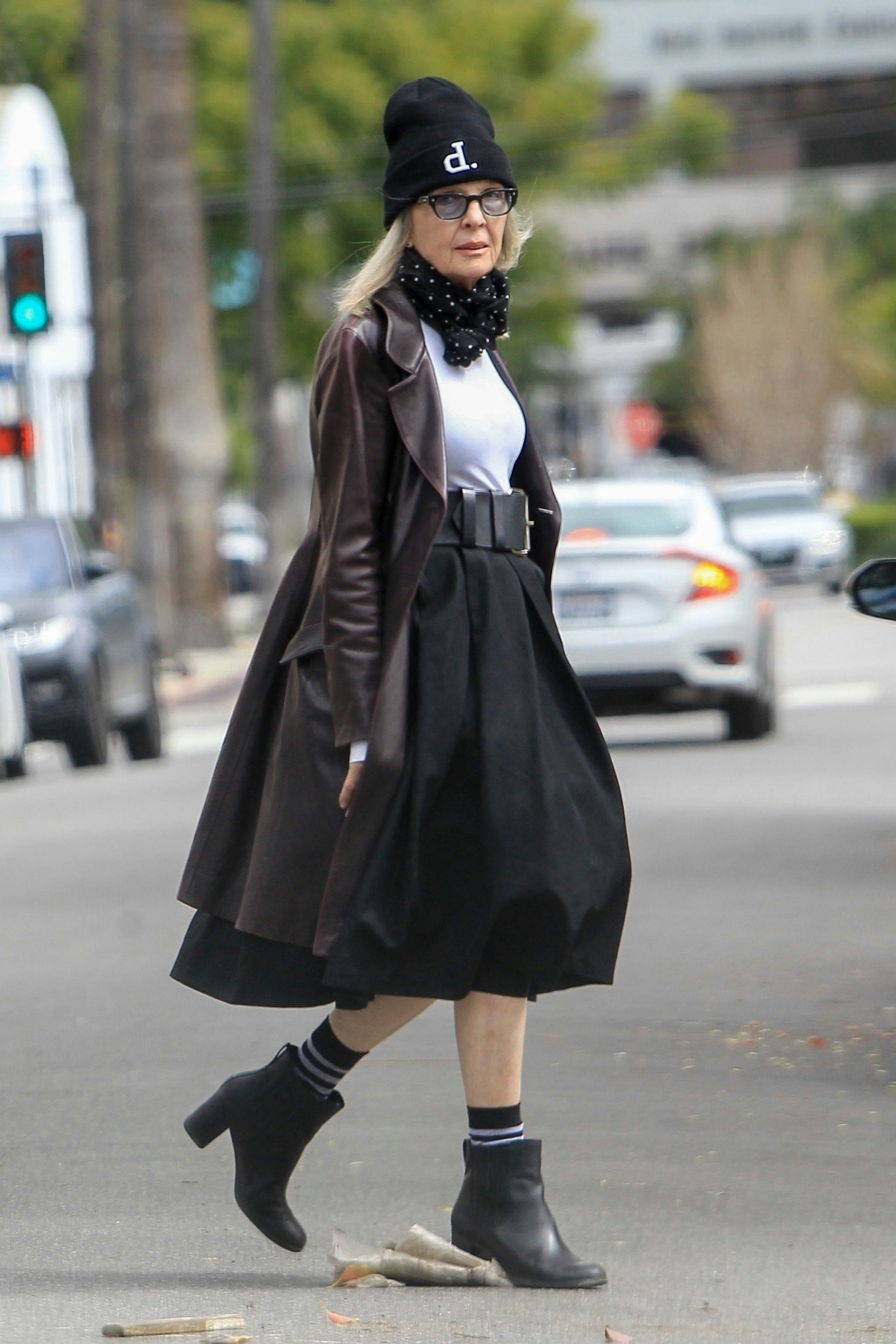 Diane Keaton's Leather Trench Coat Is Right In Line With Diane Keaton's Leather Trench Coat Is Right In Line With