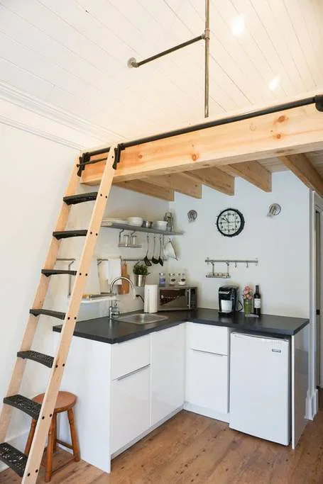These Tiny Airbnb Houses Are Way Too Cute Not To Book With Your Bestie
