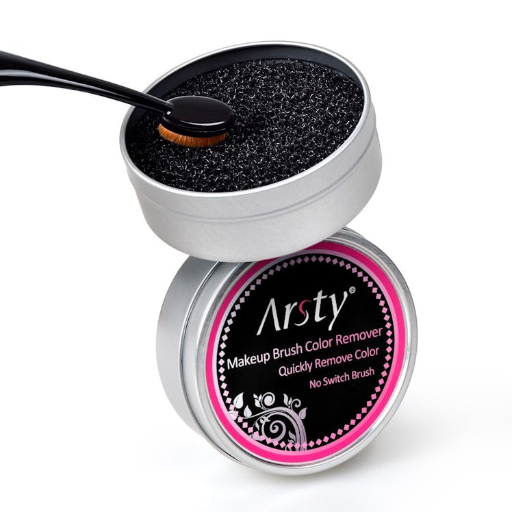 Makeup Brush Color Remover