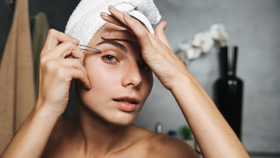 The 4 Best Tweezers For Fine Hair