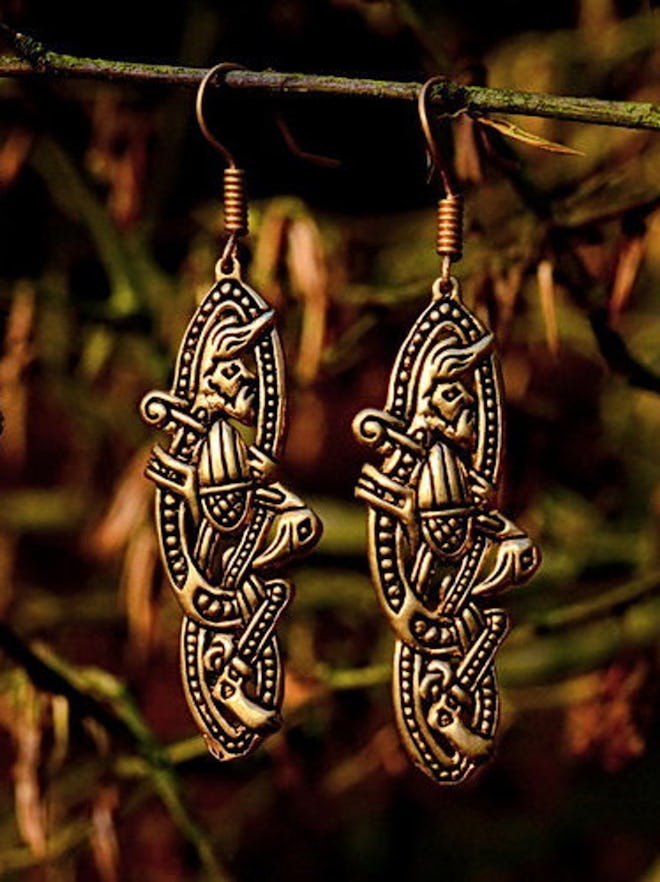 Medieval Earrings Irish Style