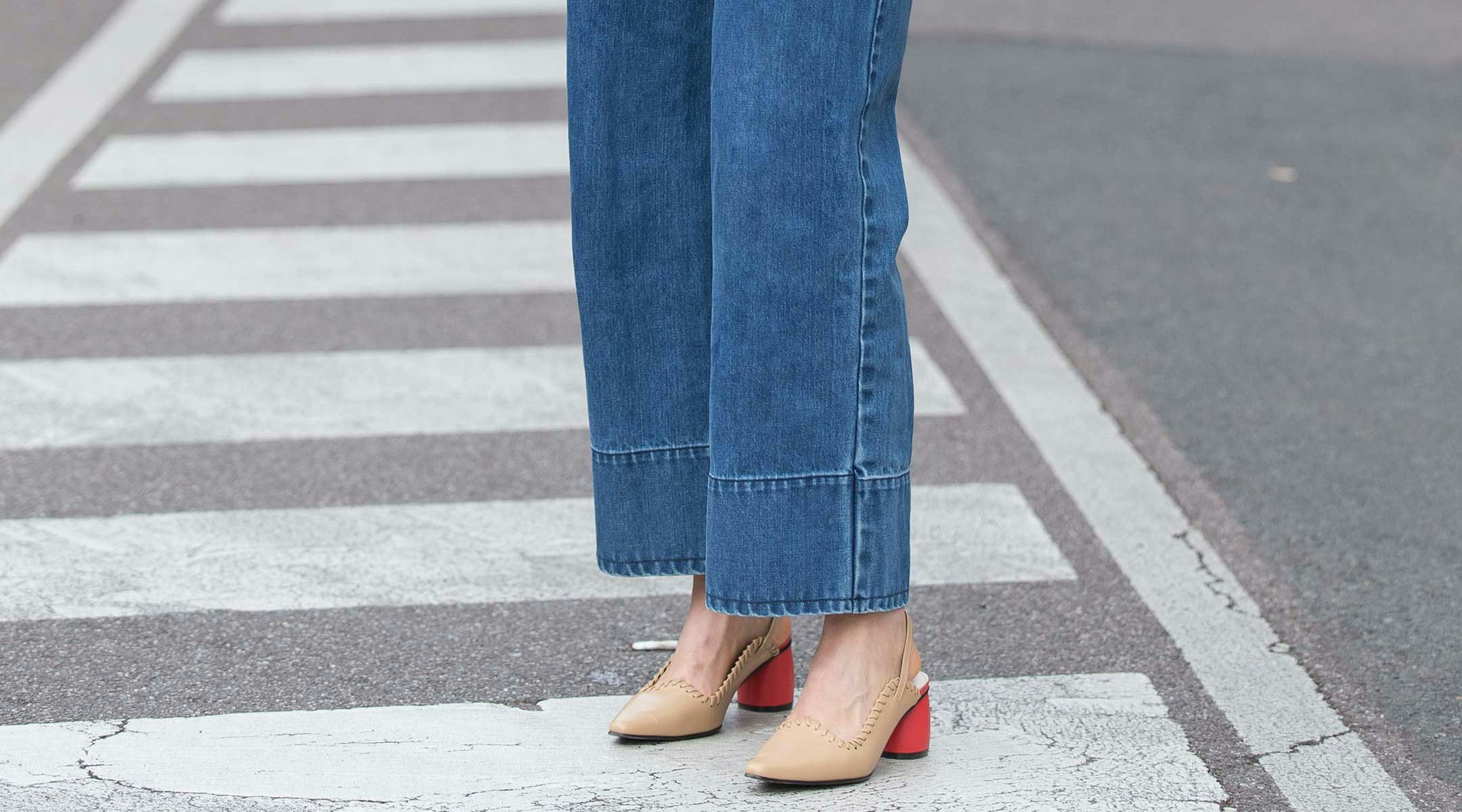 bootcut jeans with sandals