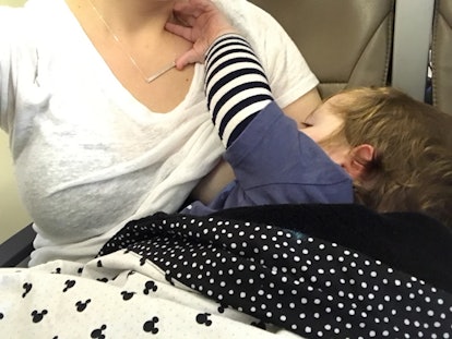 Gretchen Bossio Breastfeeding her child behind the scenes at Disney