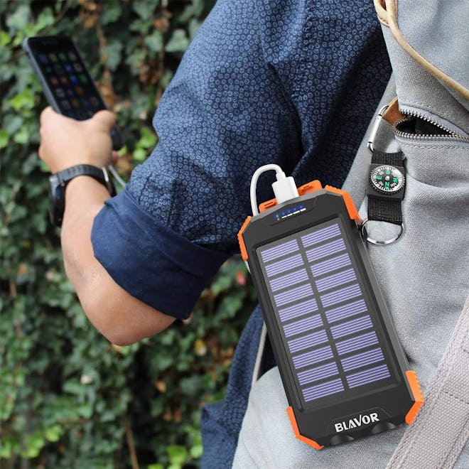 BLAVOR Solar Power Bank