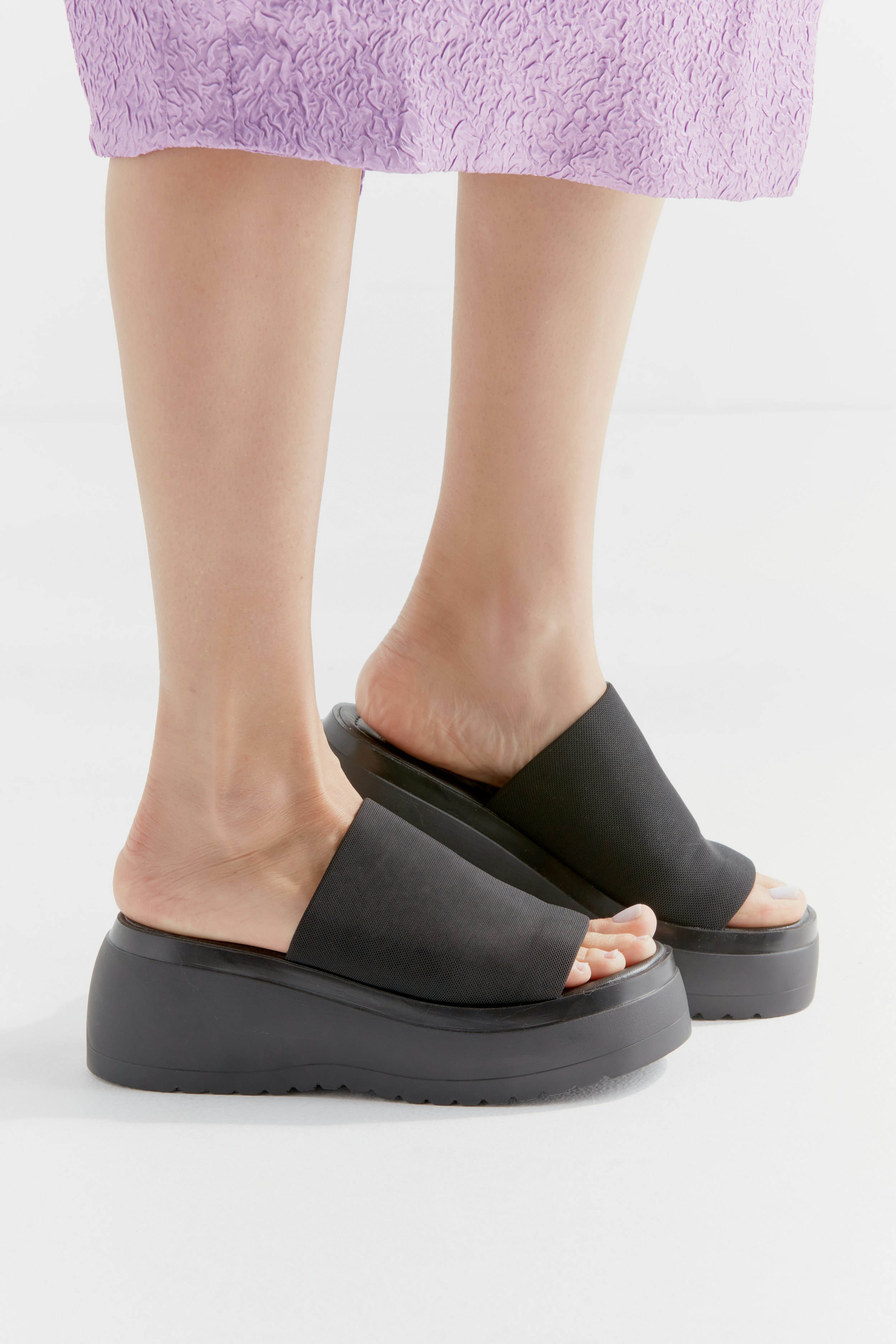 slinky platform sandal