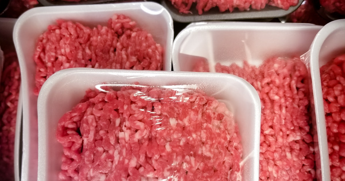 Kết quả hình ảnh cho Ground beef responsible for E. coli outbreak in six states, 109 people sick: CDC
