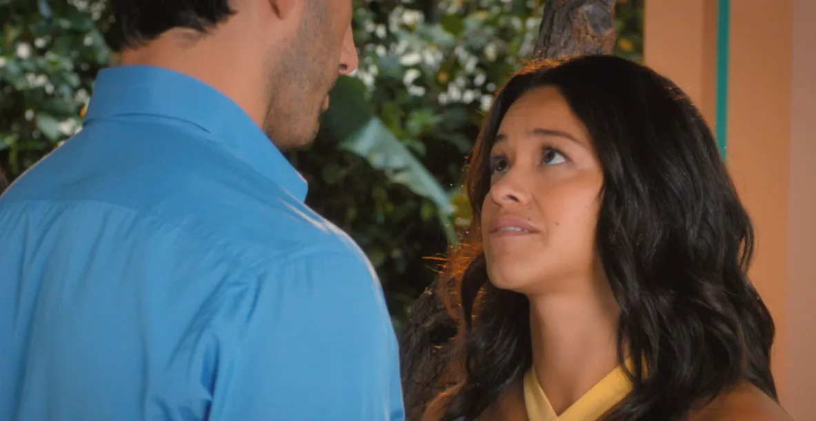 Will Jane Rafael Break Up On Jane The Virgin Michael s Return Has