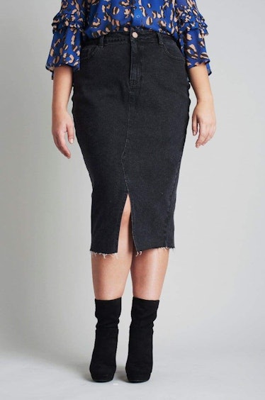 Denim Pencil Skirt In Washed Black