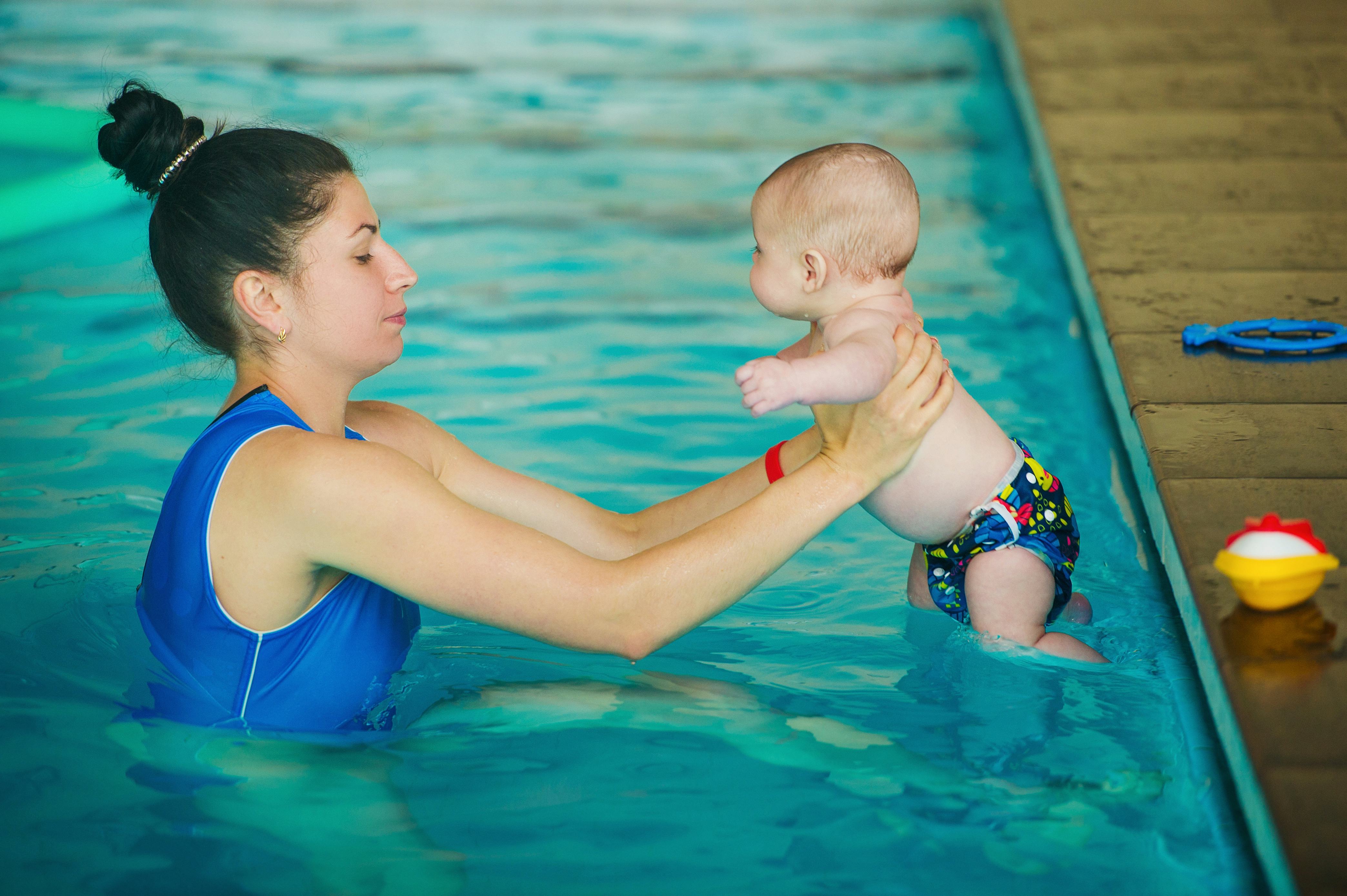 Bathing Suits For Moms Should Have At Least These 7 Things