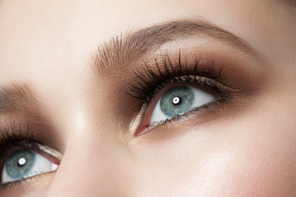 Blue Eyeshadow Palettes for Dark Hair: Top Picks - wide 7