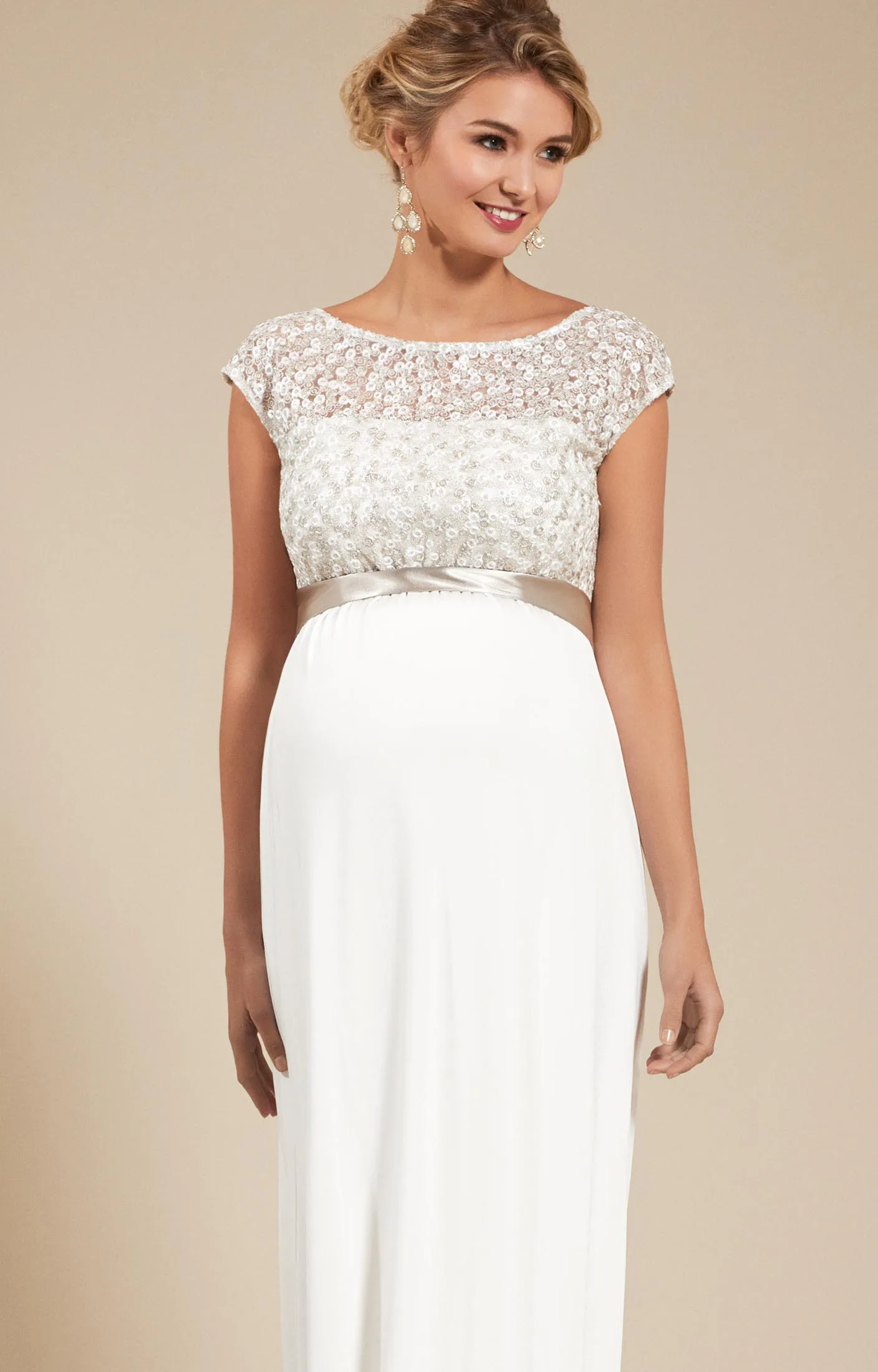 pregnant wedding dress