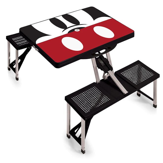  Mickey Mouse Picnic Table with Seats
