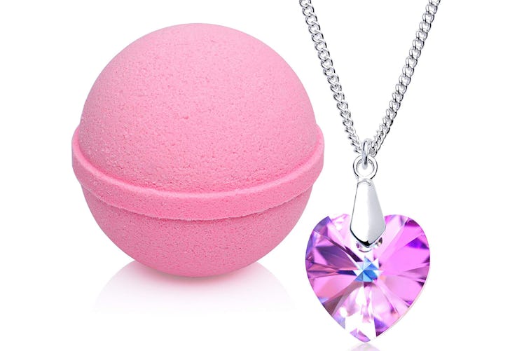 Jackpot Candles Swarovski Crystal Necklace Bath Bomb