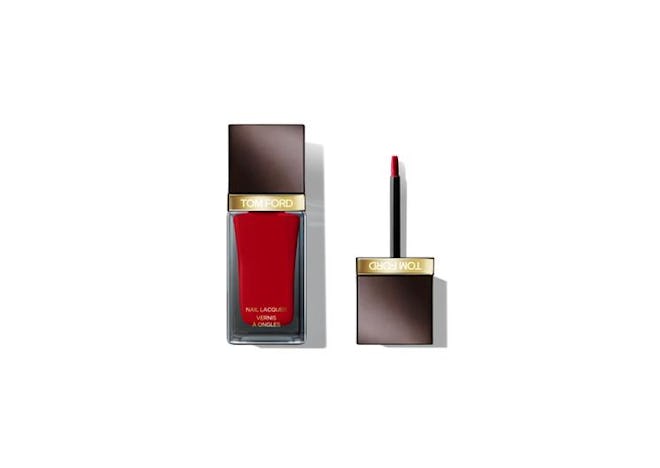 Nail Lacquer in Carnal Red