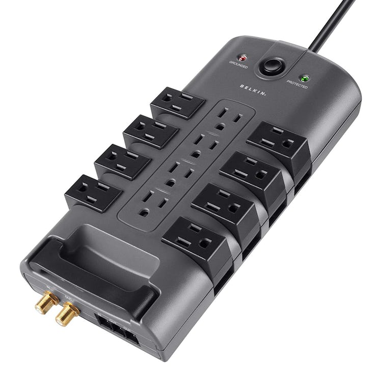 Belkin 12-Outlet Pivot Power Strip