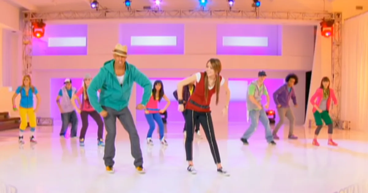 Revisiting The Hoedown Throwdown From Hannah Montana The Movie 10 Revisiting the hoedown throwdown from hannah montana the movie 10