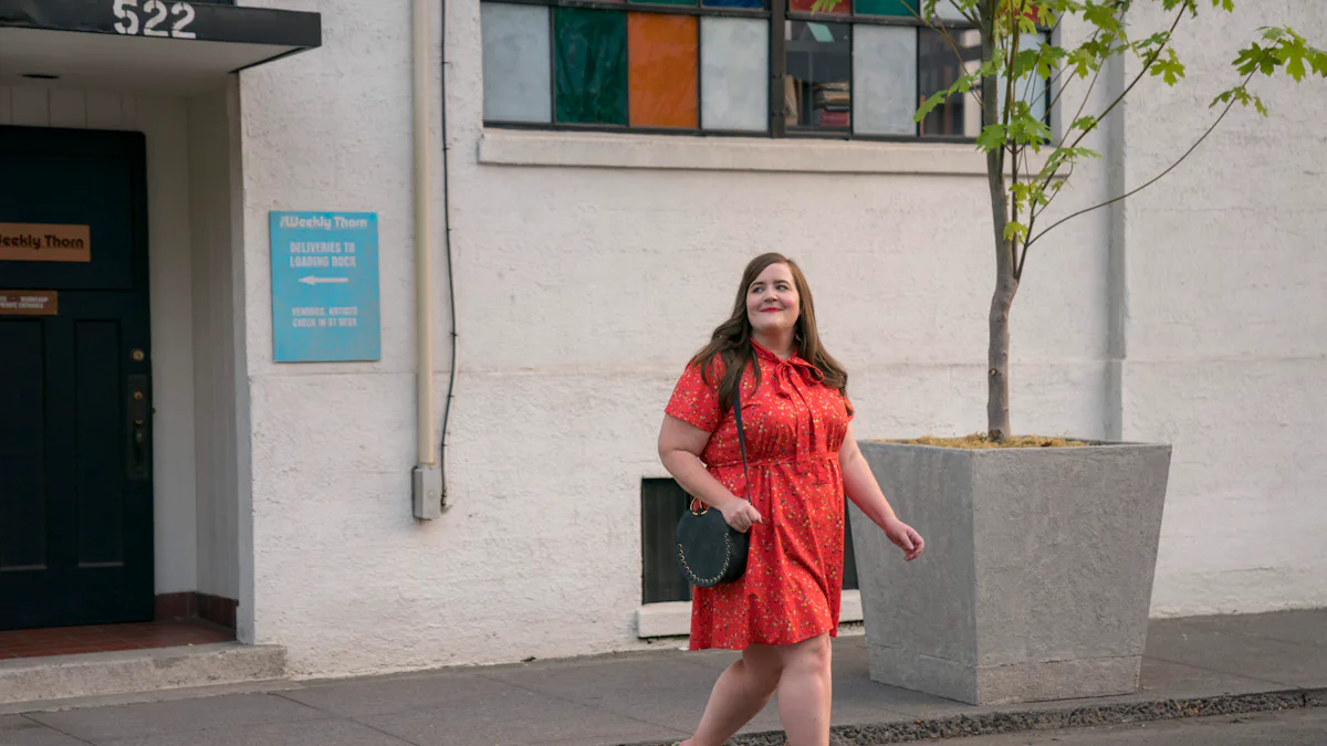 aidy bryant sequin dress Aidy Bryant's Emmys Dress Had 3,500 Sequins on It