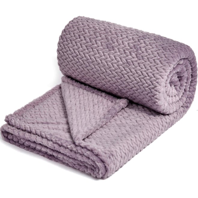 Super Soft Throw Blanket