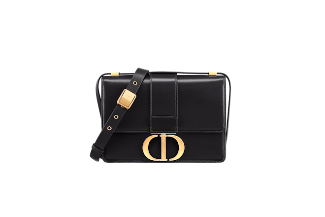 The Dior 30 Montaigne Bag Is An Investment Piece That s Worth Your Money Here s Why