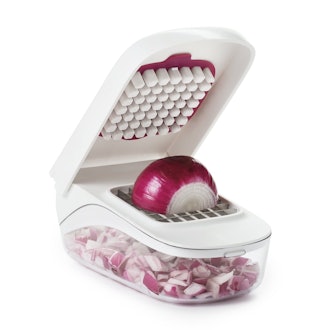 OXO Good Grips Vegetable And Onion Chopper