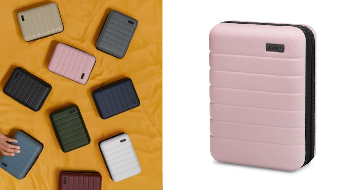 Away mini discount travel case