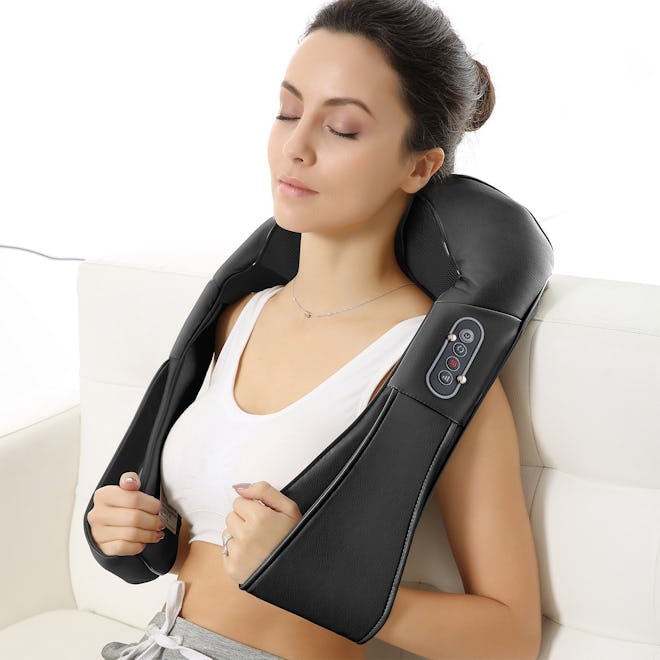 Naipo Shoulder Massager