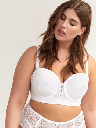Ashley Graham's Simply Ashley Lingerie Line With Addition Elle Goes Up To A  Size 4X