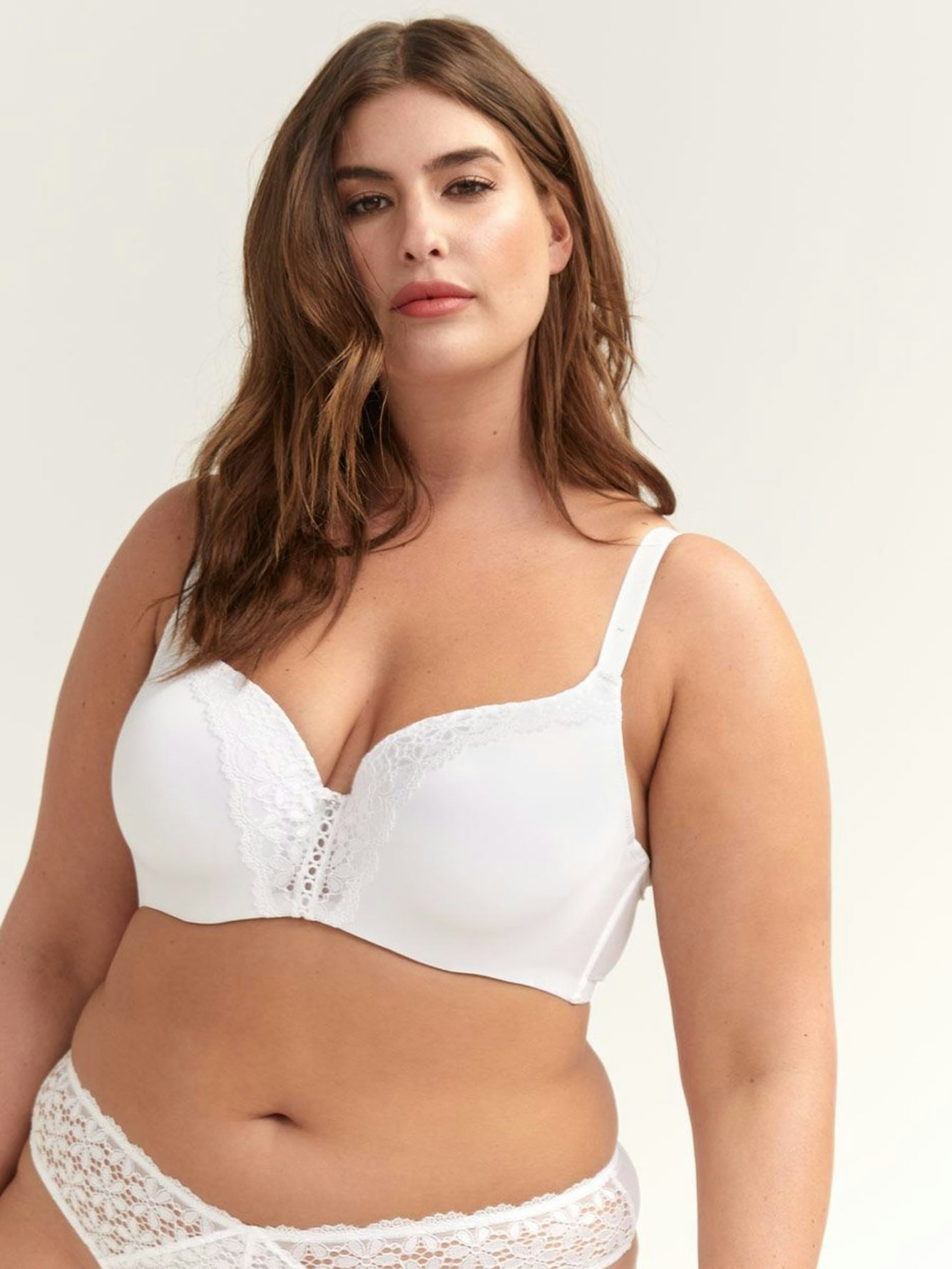 Ashley Graham's Simply Ashley Lingerie Line With Addition Elle Goes Up To A  Size 4X